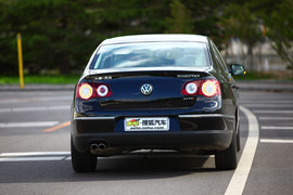 2011款大众迈腾2.0TSI DSG 豪华版深度试驾