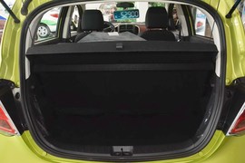 2015款长安奔奔1.4 手动尊贵型