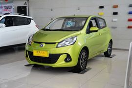 2015款长安奔奔1.4 手动尊贵型