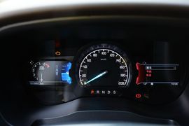 2016款福特撼路者2.0T汽油自动四驱旗舰版