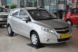 2010款雪佛兰新赛欧两厢1.4L EMT