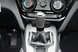 2015款本田XR-V 1.5L LXi手动经典版
