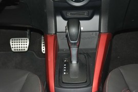 2016款福特翼搏1.5L自动运动典藏版