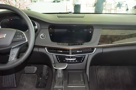 2016款凯迪拉克CT6 28T豪华型