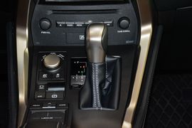 2016款雷克萨斯NX300h全驱锋芒版