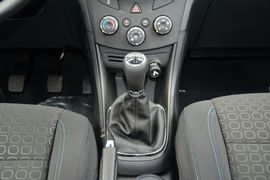 2016款雪佛兰创酷1.4T手动两驱舒适天窗版