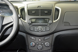 2016款雪佛兰创酷1.4T手动两驱舒适天窗版