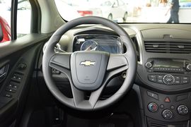 2016款雪佛兰创酷1.4T手动两驱舒适天窗版