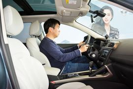2016款雷诺科雷嘉2.0L两驱豪华版