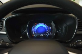 2016款雷诺科雷嘉2.0L两驱豪华版