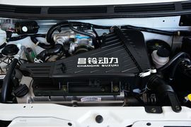 2015款铃木北斗星1.4L手动全能升级型