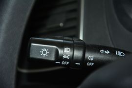 2016款吉利金刚1.5L手动进取型 国V