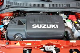 2014款铃木雨燕1.5L手动时尚型