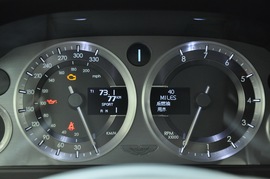 2010款阿斯顿马丁V8 Vantage