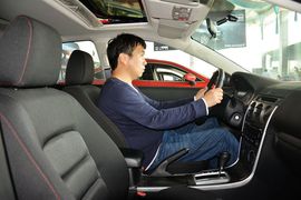 2015款马自达Mazda6 2.0L手自一体经典型实拍