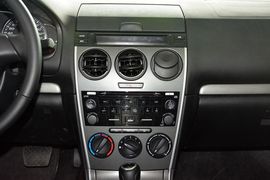 2015款马自达Mazda6 2.0L手自一体经典型