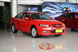 2015款马自达Mazda6 2.0L手自一体经典型