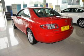 2015款马自达Mazda6 2.0L手自一体经典型