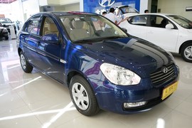 2008款现代雅绅特1.4GL手动舒适型
