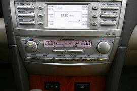 2010款丰田凯美瑞混动试驾
