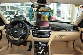 2016款宝马320Li豪华设计套装