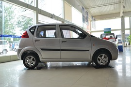 2010款哈飞路宝灵动1.1手动舒适型