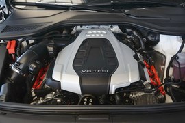 2016款奥迪A8L 45TFSI quattro舒适型