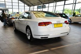 2016款奥迪A8L 45TFSI quattro舒适型