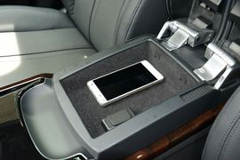 2016款奥迪A8L 45TFSI quattro舒适型