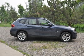 2010款宝马X1 sDrive18i