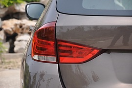 2010款宝马X1 xDrive25i