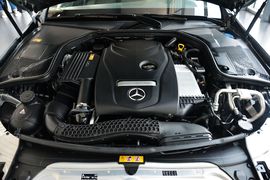 2015款奔驰C200运动版 4MATIC