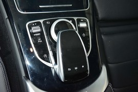 2015款奔驰C200运动版 4MATIC