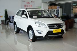 2015款北汽绅宝X65 2.0T自动舒适版