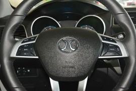 2015款北汽绅宝X65 2.0T自动舒适版