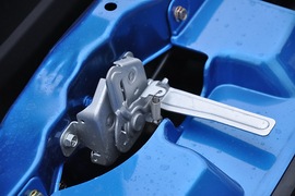 2010款铃木雨燕1.5L自动冠军限量版