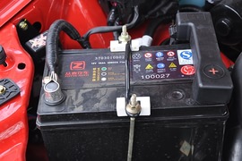 2010款众泰5008 1.3L手动舒适型