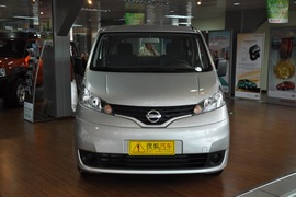 2010款日产NV200 1.6L舒适型