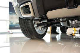 2016款揽胜极光2.0T HSE DYNAMIC致动版