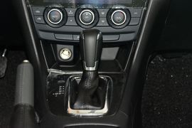 2015款马自达Mazda6 阿特兹2.0L蓝天豪华版