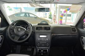 2016款斯柯达Yeti 1.4TSI DSG前行版