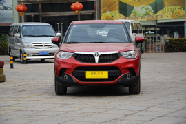 2016款中华V3 1.5L手动舒适型