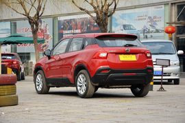 2016款中华V3 1.5L手动舒适型