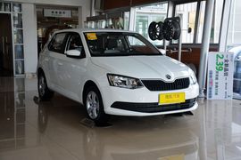 2016款斯柯达晶锐1.4L自动车享版