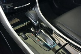 2016款本田雅阁2.4L CVT豪华版