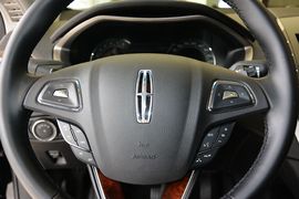 2016款林肯MKZ 2.0T尊雅版
