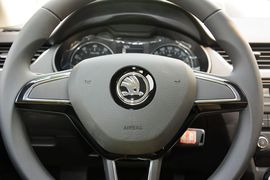 2017款斯柯达明锐1.6L手动创行版