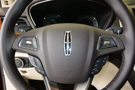 2016款林肯MKC 2.0T四驱尊耀版