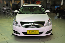 2009款日产天籁2.5L 周年纪念版