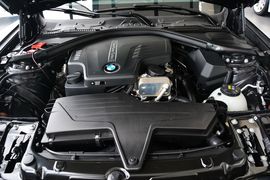 2016款宝马3系GT 320i设计套装型